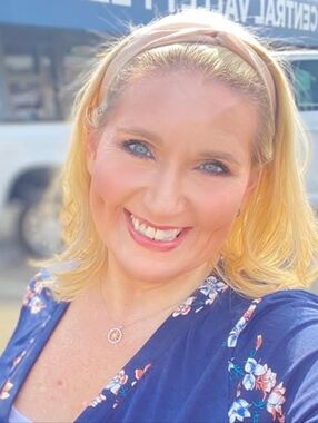 Meet your Posher, Jennifer